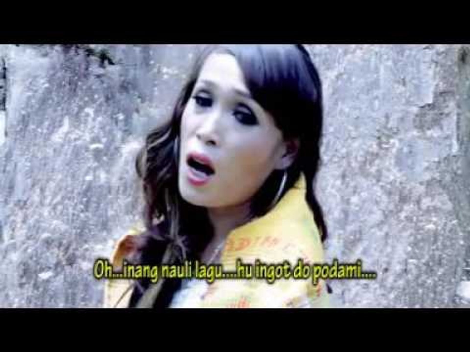 Podani Dainang - Bulan Panjaitan