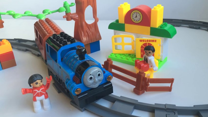 Thomas Con Annie Y Clarabel by nehuen05ss on DeviantArt