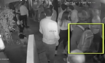 Gece kulübünde dans ederek çanta çaldı