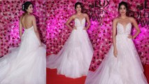 Jhanvi Kapoor looks sassy in White Gown at Lux Golden Rose Awards | FilmiBeat