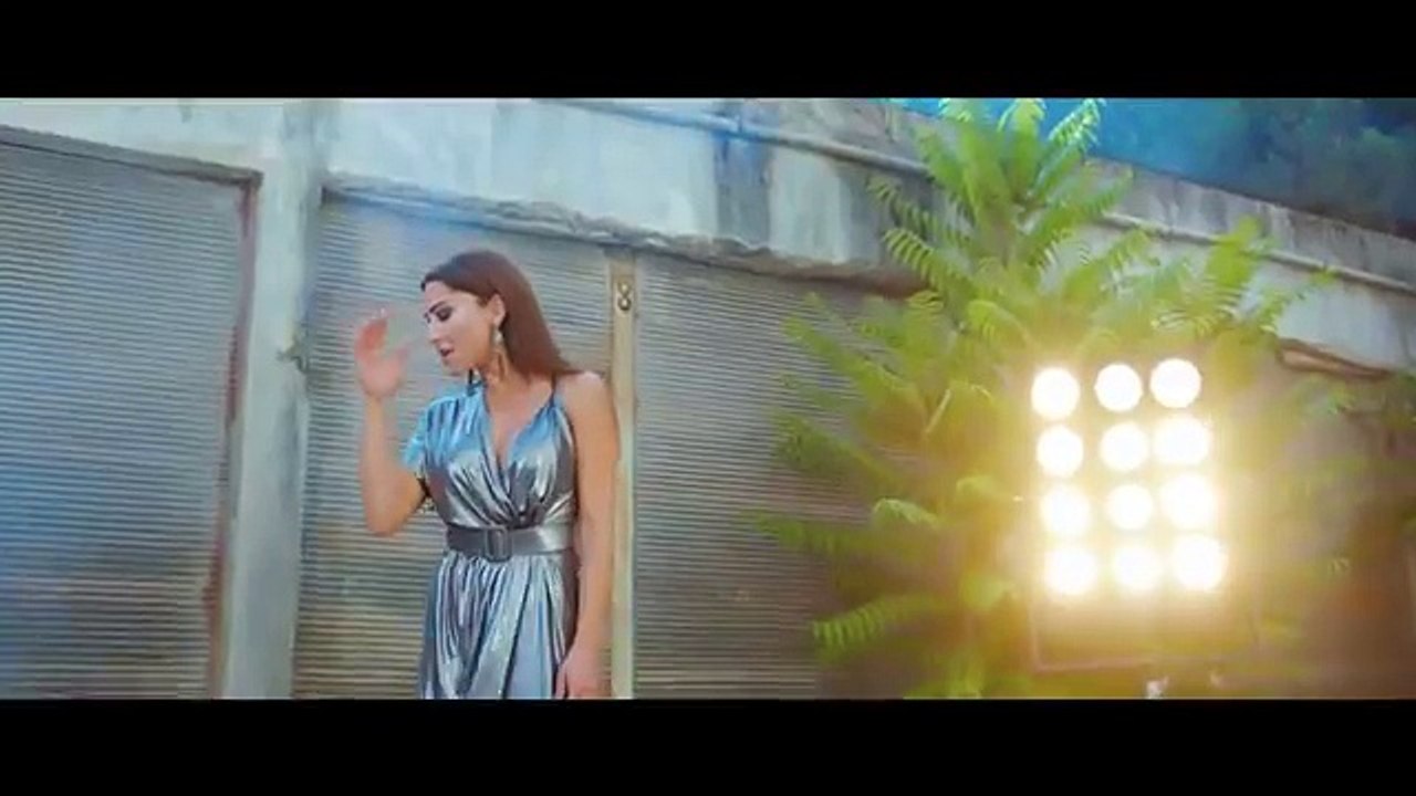 Aylin Yeşilova - Karma