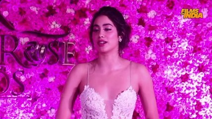 Janhvi Kapoor switch on the goddess mode at Lux Golden Rose Awards 2018