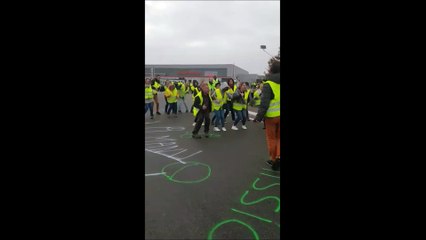 Les gilets jaunes ont manifesté dans la bonne humeur dans la Sarthe