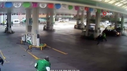 Akaryakıt istasyonunda yaşanılan dehşet anları kamerada