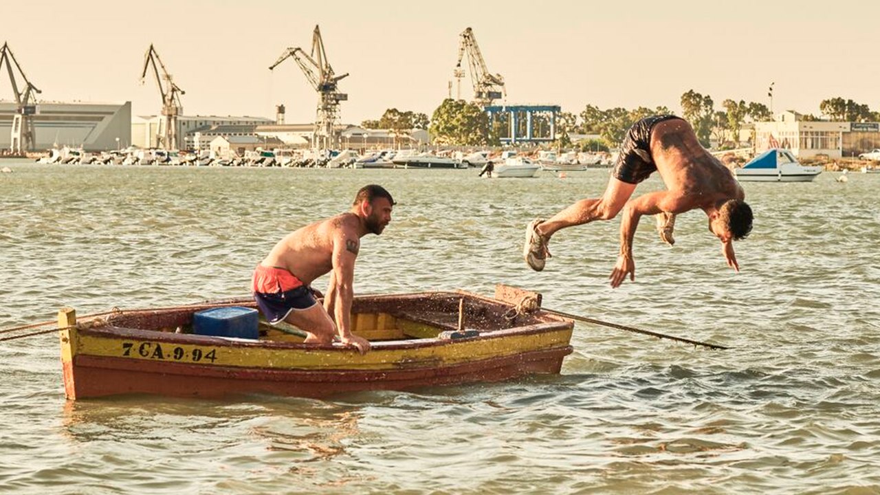 Entre dos aguas - Trailer final (HD)