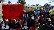 Ένταση στα σύνορα ΗΠΑ-Μεξικό λόγω της παρουσίας μεταναστών
