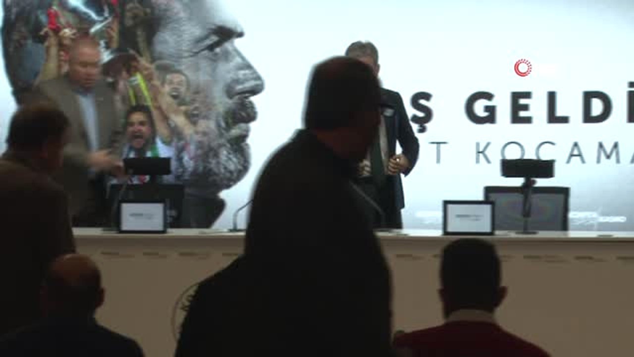 Aykut Kocaman Resmen Konyaspor'da -1-