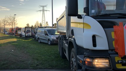 Les gilets jaunes au rond-point de Lann-Sévelin
