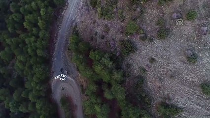 Düşen eğitim uçağını arama çalışmaları sürüyor - Bölgenin havadan görüntüleri - DENİZLİ