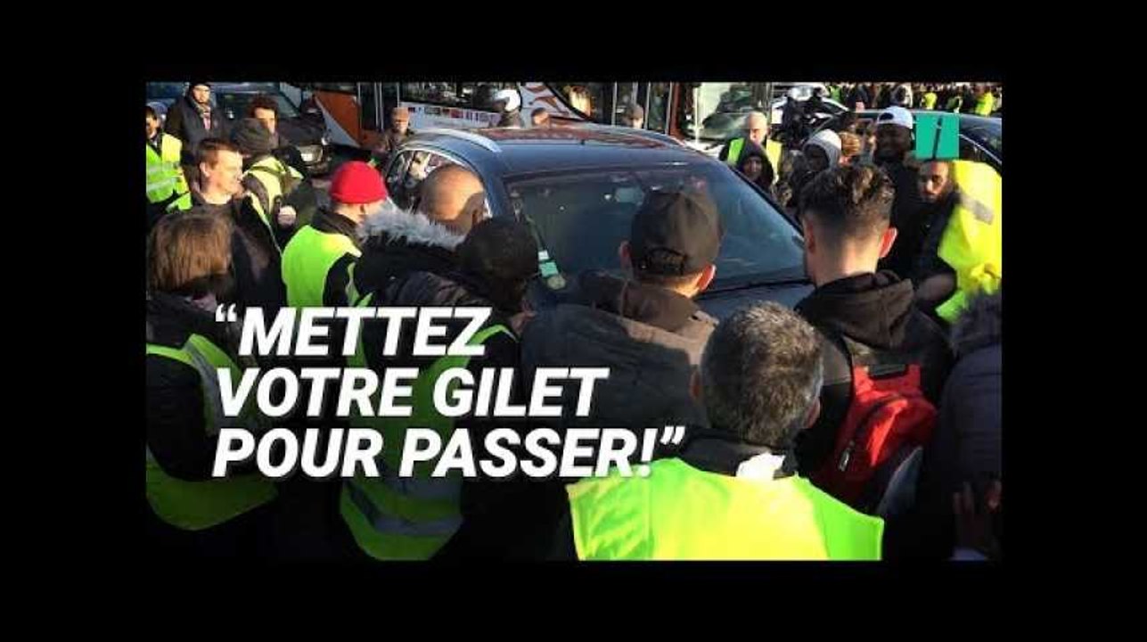 Ces automobilistes sommés d'afficher ou d'enfiler leur gilet jaune pour passer les barrages