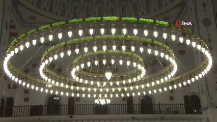 Van'da Mevlit Kandili İhya Edildi