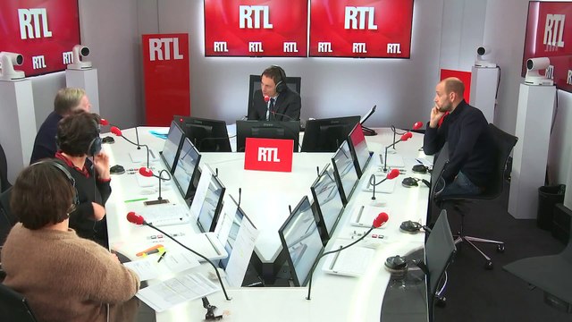 Les 'gilets jaunes' courent maintenant trois risques , estime Alain Duhamel