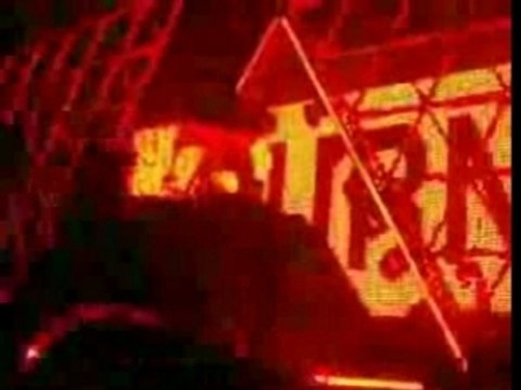 Bercy / Daft Punk Alive 2007 / Touch It - Technologic