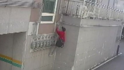 배관 타고 빈집털이...주변 이웃집만 노려 / YTN