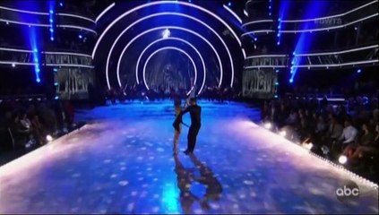 Alexis Ren & Alan Bersten - Argentine Tango