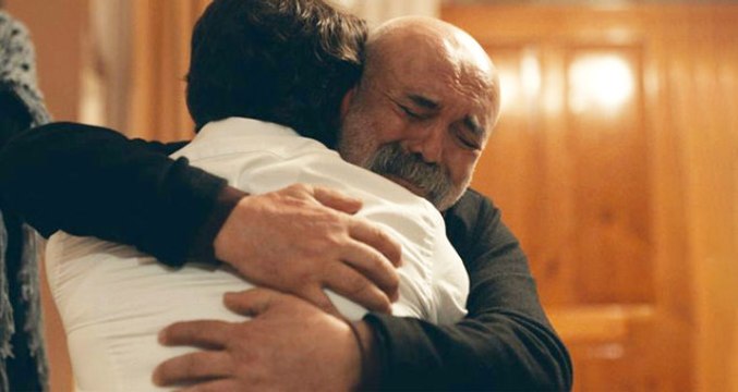 Çukur Dizisinde Baba ve Oğlun Kavuşması Sahnesi Yeni Bölüme Damga Vuracak