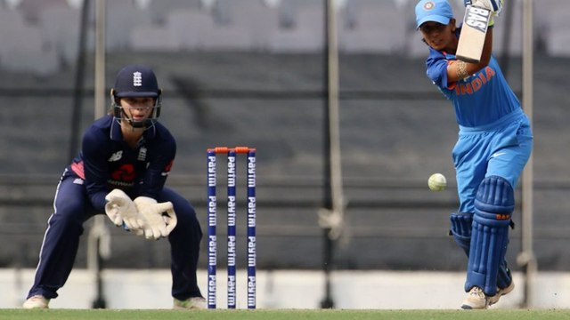 ICC Women's T20 World Cup 2018 : India to Face England in Semifinal | Oneindia Telugu