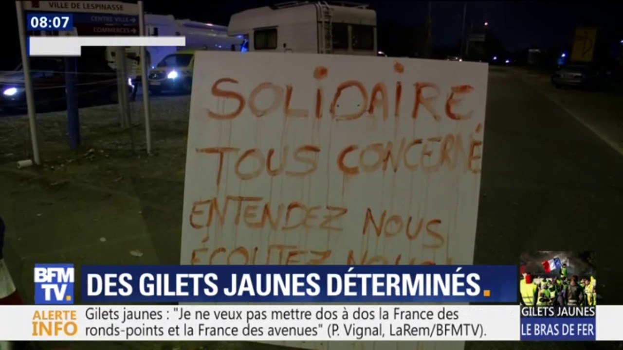 "Qu'il amène l'armée mais on ne bougera pas" : les gilets jaunes déterminés à maintenir la pression sur le gouvernement