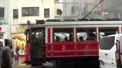 İstiklal’de toz bulutu