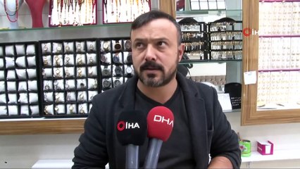 Ankara'da Kuyumcunun Silahlı Soyguncuyu Püskürtme Anı Kamerada