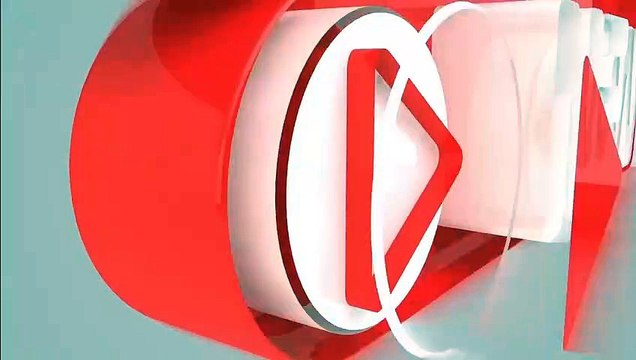 Cô giáo mít ướt bật khóc trên bục giảng vì quá xúc động khi nhận quà 20/11