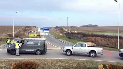 Gilets jaunes: à Carspach, des croissants pour les automobilistes
