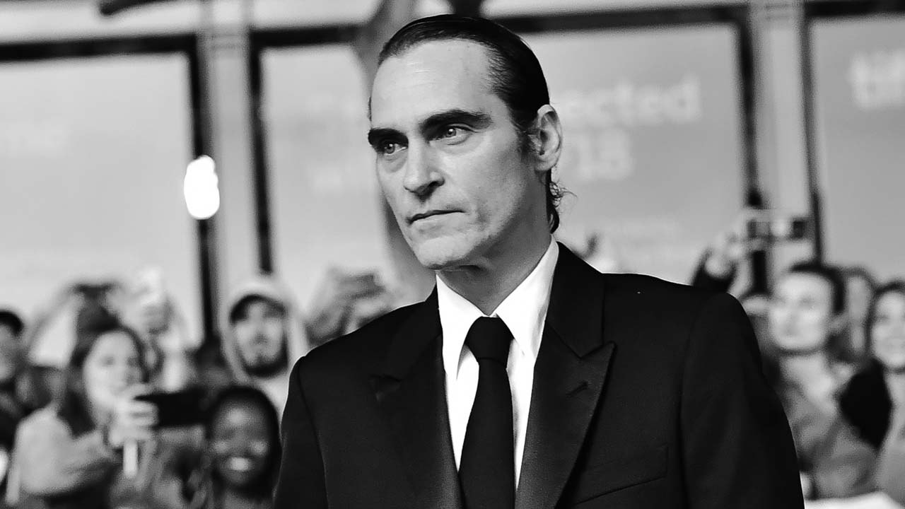 New 'Joker' Set Photos Reveal Joaquin Phoenix In Stunt Scene
