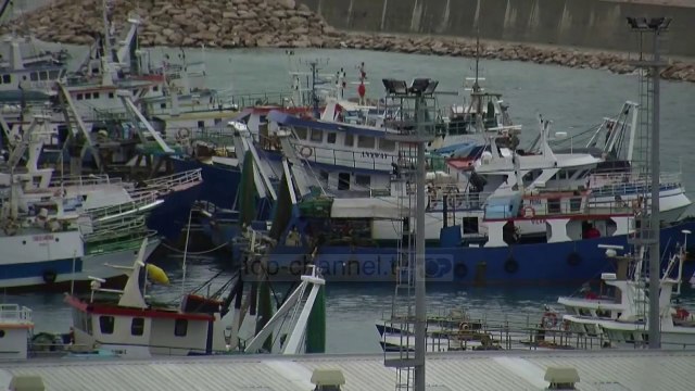 Moti i keq pengon punën në Portin e Vlorës, por jo në Durrës - Top Channel Albania - News - Lajme