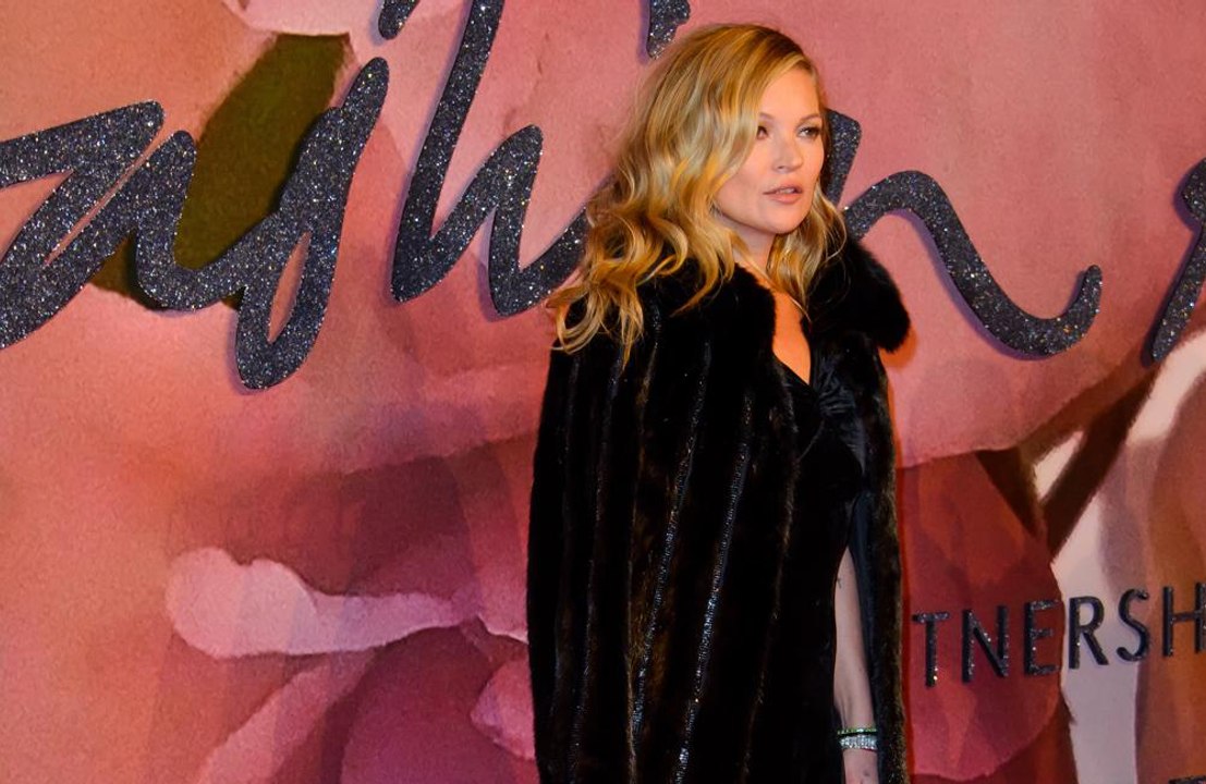 Kate Moss taught by her daughter