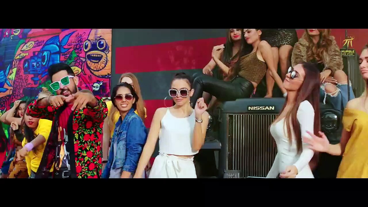 GIPPY GREWAL - WEEKEND (OFFICIAL MUSIC VIDEO) _ HUMBLE MUSIC _ LATEST PUNJABI SO_HD