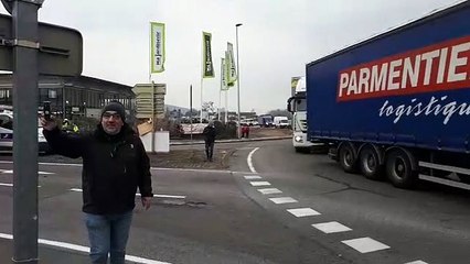Haute-Saône : les forces de l'ordre au rond- point de la Vaugine