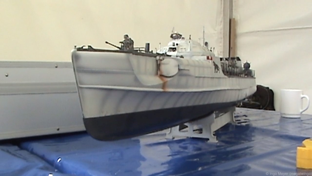 Modellschiffe Flensburger Dampfrundum 2017, Schnellboot, 2x Schlepper, Polizeiboot, Taucherbasischiff, Kümo