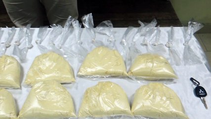 لحظة ضبط تاجر بالقاهرة بحوزته 5 كيلو "بودرة"