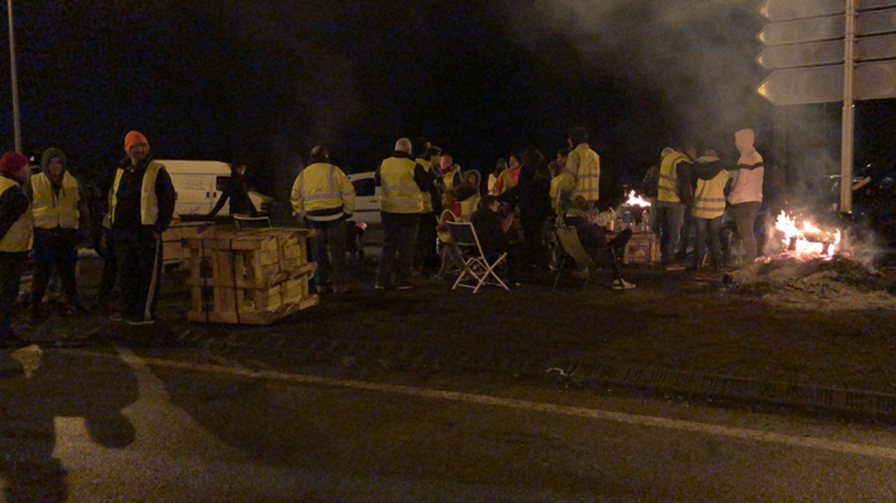 Gilets jaunes à Falaise. Les manifestants toujours sur le pont