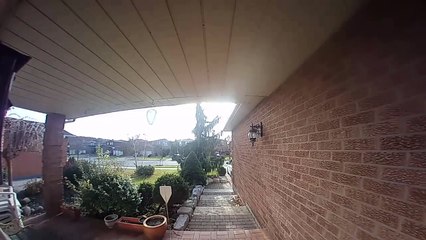 ¿Cámara de seguridad grabó la silueta de un fantasma?