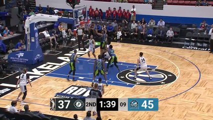 Chimezie Metu goes for 22 PTS for Austin