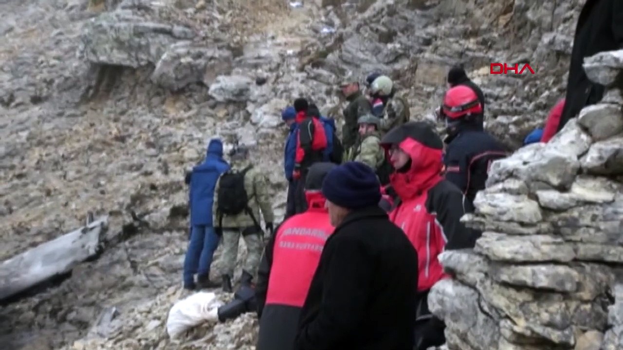 Düşen uçağın enkazı bulundu; Pilot ve öğrencisinden acı haber