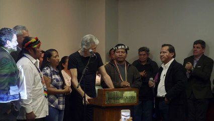 Roger Waters pide a Ecuador proteger a Julian Assange