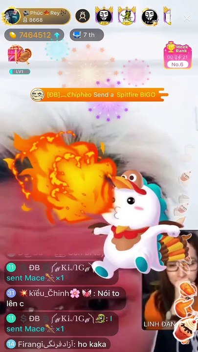 Phúc rey khiến em gái tỏ tình mình bẽn lẽn e thẹn quá vui