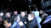 Spiunë dhe tradhtarë'/ Banorët e 'Unazës së Re' përplasen me njëri-tjetrin gjatë protestës