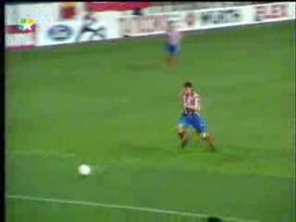 Vieri - But incroyable !!