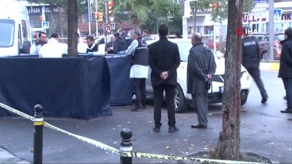 Tuzla'da Otomobilde İnfaz... Araç İçerisinde Tabancayla Vurularak Öldürüldü