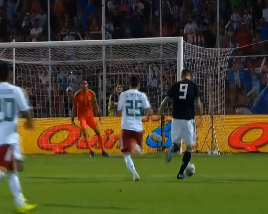 كرة قدم: مباراة دوليّة وديّة: الأرجنتين 2-0 الم...