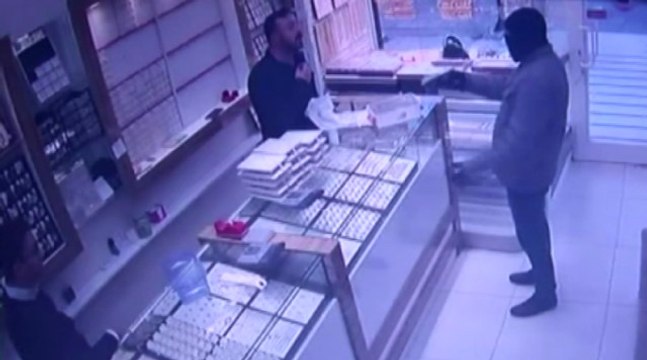 Yakalanacağını Anlayınca İntihar Etti