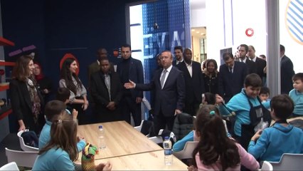 Nijer Orta Öğretim Bakanı 'Bilim Üsküdar'a hayran kaldı