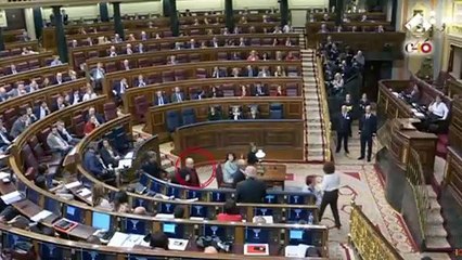 Un diputado de ERC escupe al ministro Borrel