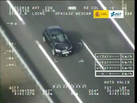 VÍDEO: Pegasus pilla a este conductor chateando a 145 km/h