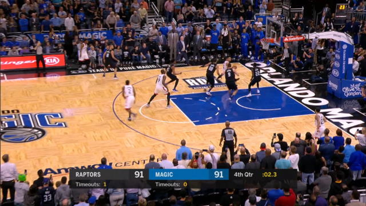 VIRAL: Danny Green hits last-second winner for Raptors