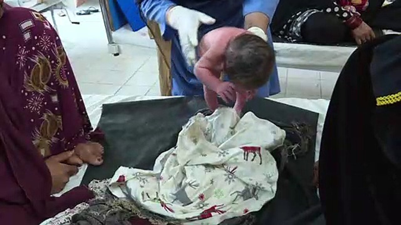Entbindung wie am Fließband in Afghanistans 'Baby-Fabrik'