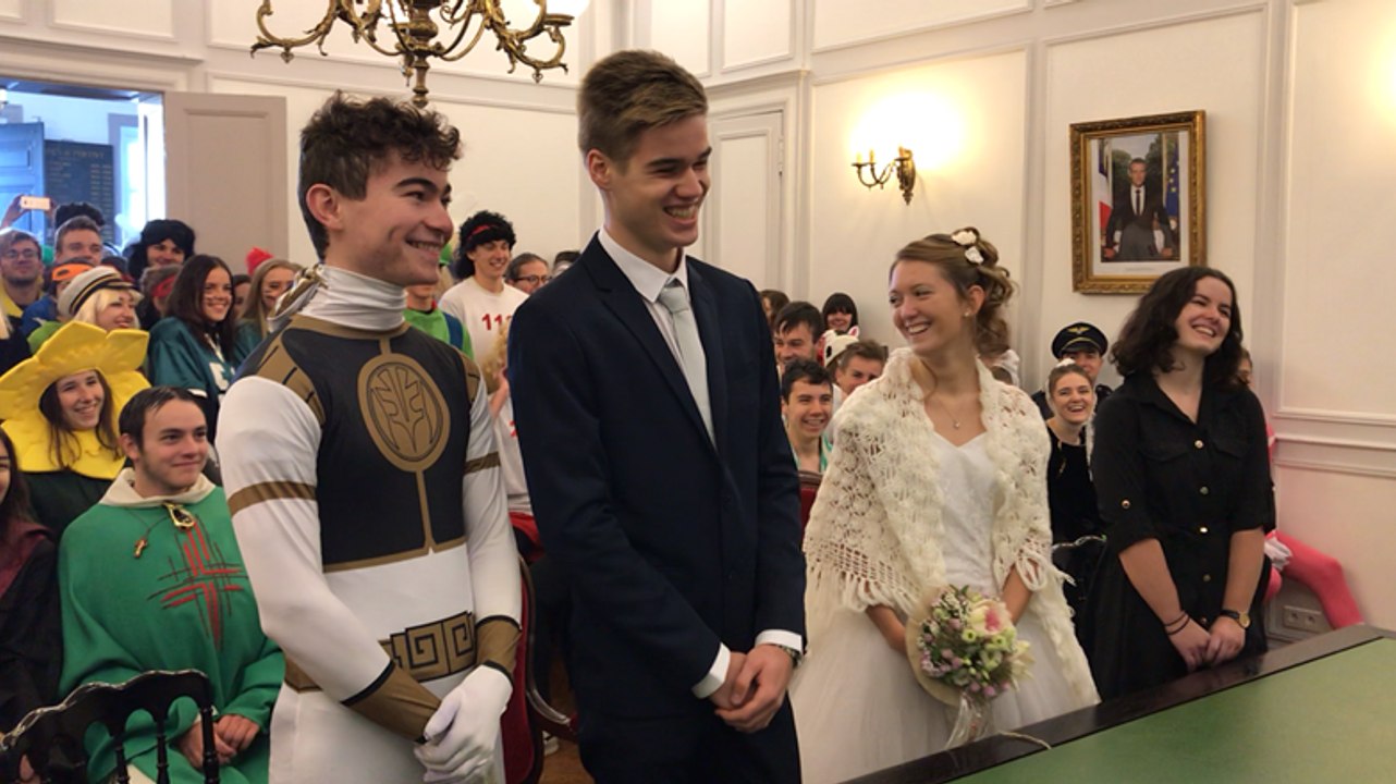 Les lycéens de Jeanne-d’Arc défilent pour